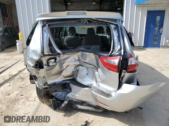 2020 Toyota Sienna LE Auto Access Seat with VIN 5TDKZ3DC4LS032116, listed as a Copart auction lot 48395595 with 100,727 mi miles and Non Repairable. Bid and sale history available at carsss.com. Image 6.