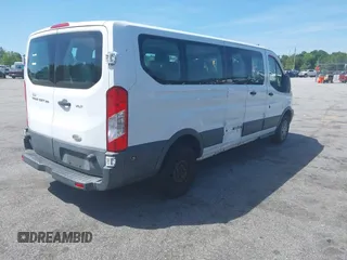 2015 Ford Transit XL z VIN 1FBZX2ZM5FKA37860, wystawiony jako IAAI lot #42059536 z przebiegiem 146 928 mil mil oraz . Historia ofert i sprzedaży dostępna na DreamBid. Obrazek 4.