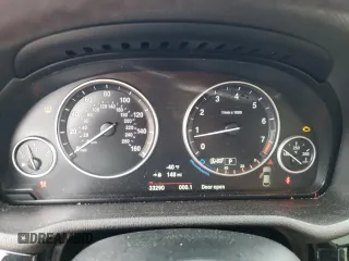 2016 BMW X4 xDrive28i with VIN 5UXXW3C54G0M89968, listed as a Copart auction lot 38269113 with 33,290 mi miles. Bid and sale history available at carsss.com. Image 9.