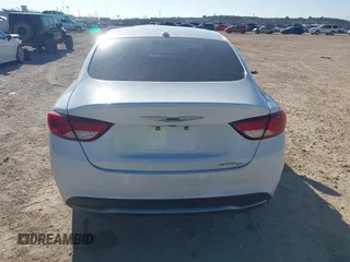 2015 Chrysler 200 C with VIN 1C3CCCCB3FN544916, listed as a IAAI auction lot 41453110 with 152,757 mi miles. Bid and sale history available at carsss.com. Image 17.