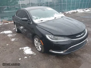 2015 Chrysler 200 Limited with VIN 1C3CCCAB8FN605390, listed as a IAAI auction lot 41175397 with 139,315 mi miles. Bid and sale history available at carsss.com. Image 1.