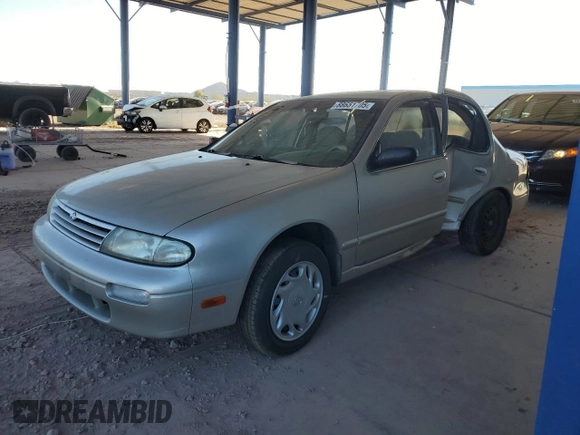 1997 Nissan Altima XE with VIN 1N4BU31D4VC220222, listed as a Copart auction lot 88651705 with 131,377 mi miles and Salvage Title. Bid and sale history available at carsss.com. Image 1.