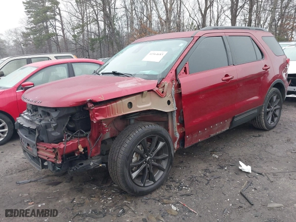 2019 Ford Explorer XLT with VIN 1FM5K7DH6KGA57902, listed as a IAAI auction lot 41564683 with 103,765 mi miles. Bid and sale history available at carsss.com. Image 2.