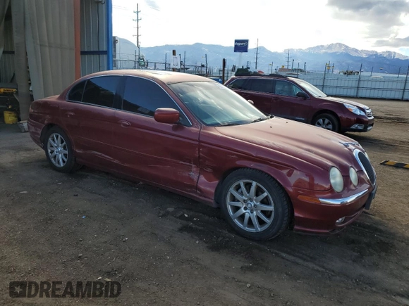 2000 Jaguar S-Type V8 with VIN SAJDA01D6YGL58384, listed as a Copart auction lot 46872315 with 105,274 mi miles and Salvage Title. Bid and sale history available at DreamBid. Image 4.