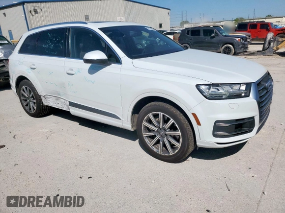 2017 Audi Q7 Premium Plus with VIN WA1LAAF78HD049207, listed as a Copart auction lot 50775835 with 107,482 mi miles and Salvage Title. Bid and sale history available at DreamBid. Image 4.