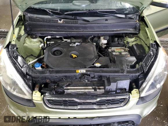 2013 Kia Soul + z VIN KNDJT2A62D7525522, wystawiony jako Copart lot #55583425 z przebiegiem 170 235 mil mil oraz Szkoda całkowita • Salvage title. Historia ofert i sprzedaży dostępna na DreamBid. Obrazek 12.