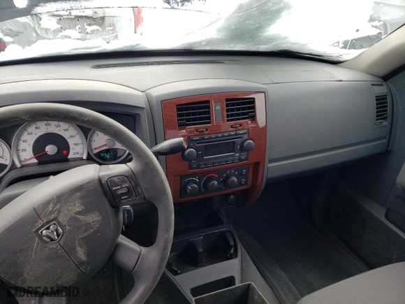 2005 Dodge Dakota SLT with VIN 1D7HW48N45S327415, listed as a Copart auction lot 44014035 with 0 mi miles and Salvage Title. Bid and sale history available at carsss.com. Image 8.