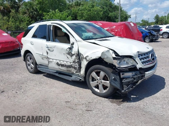 2011 Mercedes-Benz M 350 z VIN 4JGBB5GB0BA667442, wystawiony jako IAAI lot #39437525 z przebiegiem 117 338 mil mil oraz . Historia ofert i sprzedaży dostępna na DreamBid. Obrazek 1.