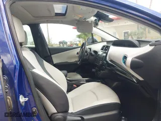 2016 Toyota Prius Four with VIN JTDKARFU1G3522021, listed as a IAAI auction lot 41720099 with 114,971 mi miles. Bid and sale history available at carsss.com. Image 5.
