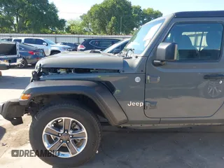 2018 Jeep Wrangler Unlimited Sport S с VIN 1C4HJXDGXJW280475, выставлен на аукционе IAAI как лот 42084746 с пробегом 93 228 миль миль и . История ставок и продаж доступна на DreamBid. Изображение 18.