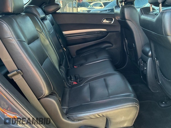 2018 Dodge Durango SXT with VIN 1C4RDJAG0JC111239, listed as a Copart auction lot 56432955 with 146,497 mi miles and Clean Title. Bid and sale history available at DreamBid. Image 6.