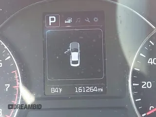 2018 Kia Forte LX z VIN 3KPFL4A74JE203440, wystawiony jako IAAI lot #42221626 z przebiegiem 161 264 mil mil oraz . Historia ofert i sprzedaży dostępna na DreamBid. Obrazek 16.