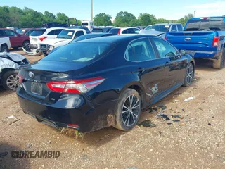 2018 Toyota Camry LE z VIN 4T1B11HKXJU652275, wystawiony jako IAAI lot #42245625 z przebiegiem 49 596 mil mil oraz . Historia ofert i sprzedaży dostępna na DreamBid. Obrazek 4.