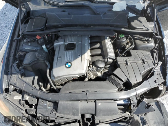 2006 BMW 3 Series 325i with VIN WBAVB13556PT27892, listed as a Copart auction lot 61299455 with 121,678 mi miles and Salvage title. Bid and sale history available at DreamBid. Image 11.