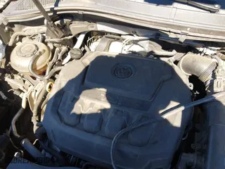 2018 Volkswagen Tiguan S with VIN 3VV1B7AX3JM058106, listed as a IAAI auction lot 41733458 with 164,268 mi miles. Bid and sale history available at carsss.com. Image 10.