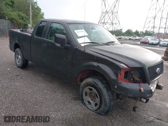 2005 Ford F-150 XLT z VIN 1FTPX145X5FA63049, wystawiony jako IAAI lot #42632000 z przebiegiem 106 348 mil mil oraz . Historia ofert i sprzedaży dostępna na DreamBid. Obrazek 1.