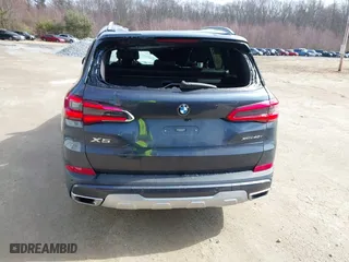 2019 BMW X5 xDrive40i with VIN 5UXCR6C55KLL27667, listed as a IAAI auction lot 41696852 with 55,387 mi miles. Bid and sale history available at carsss.com. Image 16.