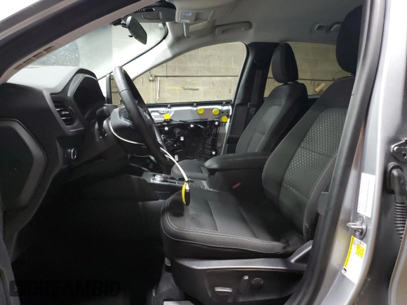 2023 Ford Escape Active with VIN 1FMCU0GNXPUB06201, listed as a Copart auction lot 49059285 with 7,335 mi miles and Salvage Title. Bid and sale history available at DreamBid. Image 7.