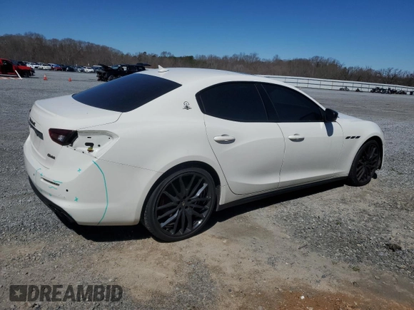 2019 Maserati Ghibli с VIN ZAM57XSA5K1335540, выставлен на аукционе Copart как лот 41641315 с пробегом 51 273 миль миль и Списание • Salvage title. История ставок и продаж доступна на DreamBid. Изображение 3.