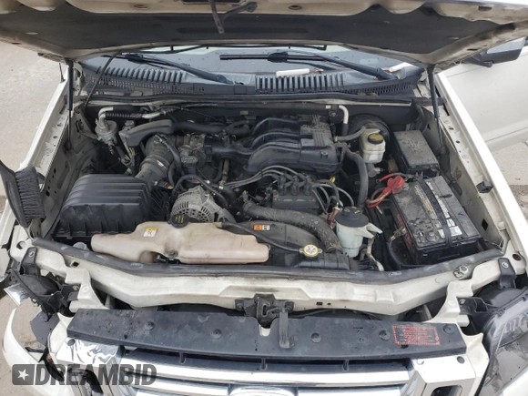 2008 Ford Explorer Sport Trac Limited z VIN 1FMEU53E78UA31177, wystawiony jako Copart lot #53937545 z przebiegiem 244 903 mil mil oraz Nie do naprawy • Non repairable. Historia ofert i sprzedaży dostępna na DreamBid. Obrazek 12.