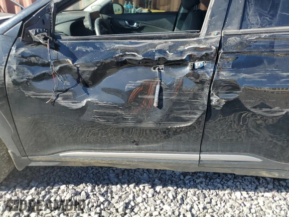 2022 Hyundai Kona Limited with VIN KM8K53A39NU908995, listed as a Copart auction lot 47120785 with 26,796 mi miles and Salvage Title. Bid and sale history available at carsss.com. Image 7.