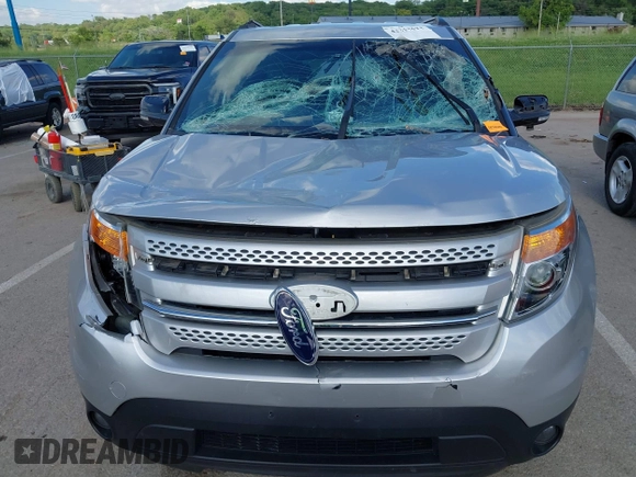 2014 Ford Explorer XLT с VIN 1FM5K7D82EGA79934, выставлен на аукционе IAAI как лот 42313633 с пробегом 123 059 миль миль и . История ставок и продаж доступна на DreamBid. Изображение 6.