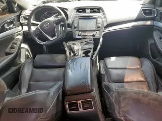2018 Nissan Maxima Platinum z VIN 1N4AA6AP6JC409755, wystawiony jako Copart lot #56330365 z przebiegiem 71 618 mil mil oraz Szkoda całkowita • Salvage title. Historia ofert i sprzedaży dostępna na DreamBid. Obrazek 8.