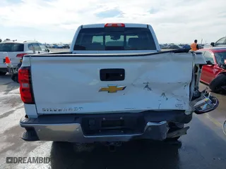 2015 Chevrolet Silverado 1500 LTZ with VIN 3GCUKSEC6FG435135, listed as a IAAI auction lot 41680508 with 207,386 mi miles. Bid and sale history available at carsss.com. Image 16.