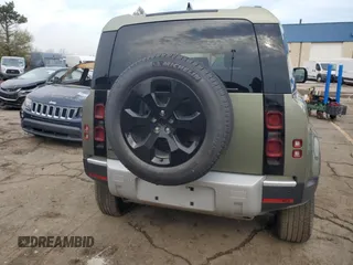 2024 Land Rover Defender S with VIN SALEJ6EX7R2284796, listed as a Copart auction lot 80064294 with 14,855 mi miles and Clean title. Bid and sale history available at DreamBid. Image 6.