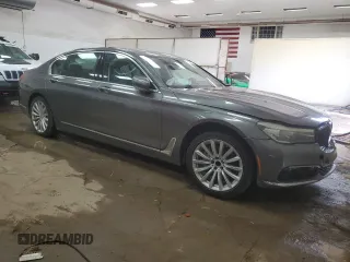 2017 BMW 7 Series 740i with VIN WBA7E2C54HG739147, listed as a Copart auction lot 67661374 with 0 mi miles and Clean Title. Bid and sale history available at carsss.com. Image 4.