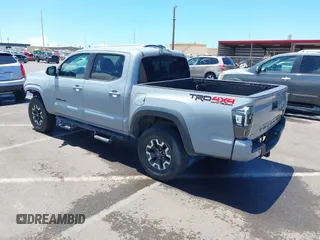 2019 Toyota Tacoma SR with VIN 3TMCZ5AN7KM213537, listed as a IAAI auction lot 42442068 with 39,969 mi miles and . Bid and sale history available at DreamBid. Image 3.
