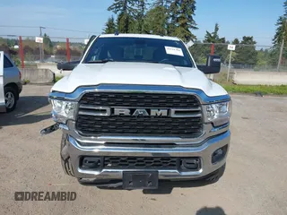 2024 Ram 2500 Big Horn with VIN 3C6UR5DJ3RG275904, listed as a IAAI auction lot 42121704 with 27,745 mi miles. Bid and sale history available at carsss.com. Image 12.