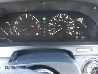 1991 Lexus LS z VIN JT8UF11E3M0093567, wystawiony jako IAAI lot #41647408 z przebiegiem 191 382 mil mil oraz . Historia ofert i sprzedaży dostępna na DreamBid. Obrazek 7.