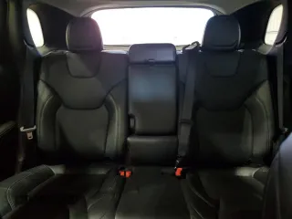 2020 Jeep Cherokee Altitude z VIN 1C4PJMLX0LD647894, wystawiony jako Copart lot #51682485 z przebiegiem 55 870 mil mil oraz Szkoda całkowita • Salvage title. Historia ofert i sprzedaży dostępna na DreamBid. Obrazek 10.