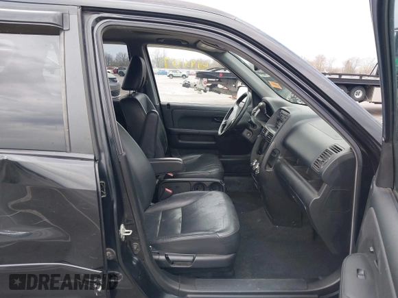 2005 Honda CR-V EX SE with VIN JHLRD78965C028479, listed as a IAAI auction lot 41911939 with 171,023 mi miles. Bid and sale history available at carsss.com. Image 5.