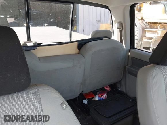 2008 Dodge 1500 SLT with VIN 1D7HU18288J129943, listed as a IAAI auction lot 42137458 with 205,198 mi miles. Bid and sale history available at carsss.com. Image 8.