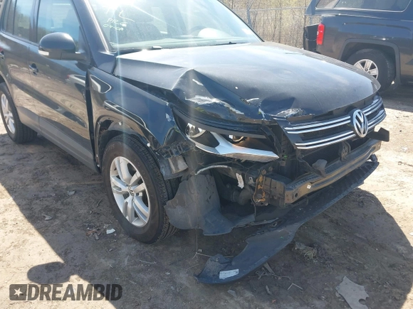 2017 Volkswagen Tiguan S with VIN WVGBV7AX9HK039244, listed as a IAAI auction lot 42050325 with 70,828 mi miles and . Bid and sale history available at DreamBid. Image 17.