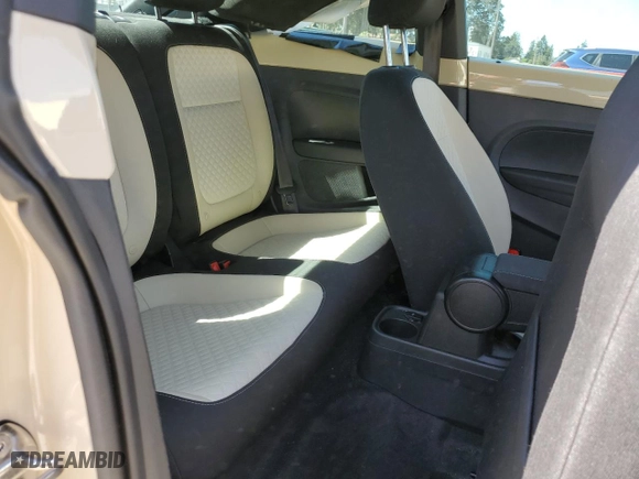2019 Volkswagen Beetle S with VIN 3VWFD7AT3KM705288, listed as a Copart auction lot 61746364 with 0 mi miles and Salvage Title. Bid and sale history available at carsss.com. Image 11.