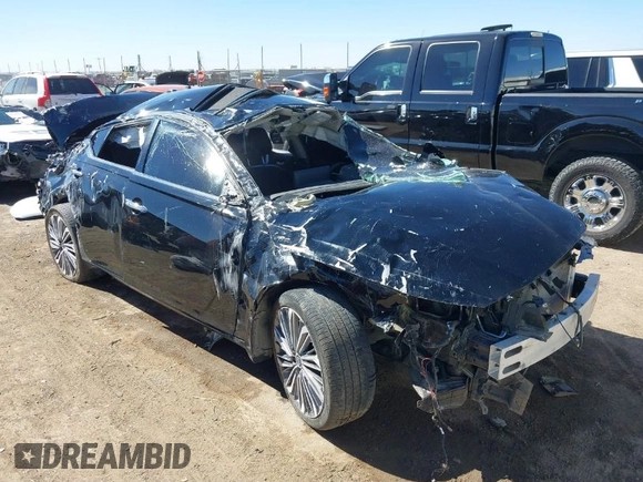 2023 Nissan Altima SL with VIN 1N4BL4EV4PN409827, listed as a IAAI auction lot 41660359 with 27,364 mi miles and . Bid and sale history available at DreamBid. Image 1.