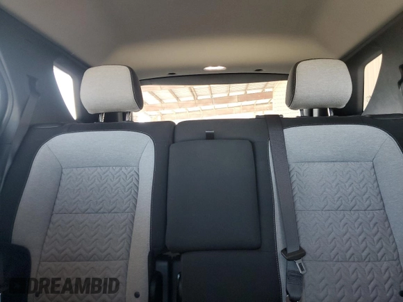 2022 Chevrolet Equinox LS z VIN 3GNAXHEVXNS237315, wystawiony jako Copart lot #57390925 z przebiegiem 22 590 mil mil oraz Szkoda całkowita • Salvage title. Historia ofert i sprzedaży dostępna na DreamBid. Obrazek 10.