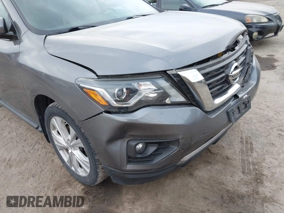 2018 Nissan Pathfinder SV z VIN 5N1DR2MM0JC666187, wystawiony jako IAAI lot #41996028 z przebiegiem 103 414 mil mil oraz . Historia ofert i sprzedaży dostępna na DreamBid. Obrazek 6.