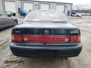 1994 Toyota Camry LE z VIN 4T1GK12E9RU063977, wystawiony jako Copart lot #47723075 z przebiegiem 74 854 mil mil oraz Czysty tytuł • Clean title. Historia ofert i sprzedaży dostępna na DreamBid. Obrazek 6.