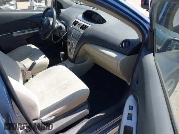 2008 Toyota Yaris with VIN JTDBT923781272417, listed as a IAAI auction lot 41880886 with 243,453 mi miles. Bid and sale history available at carsss.com. Image 5.