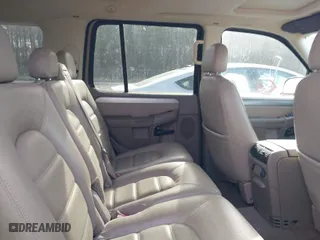 2003 Ford Explorer XLT with VIN 1FMDU73K03UB15234, listed as a IAAI auction lot 41787151 with 254,448 mi miles. Bid and sale history available at carsss.com. Image 8.