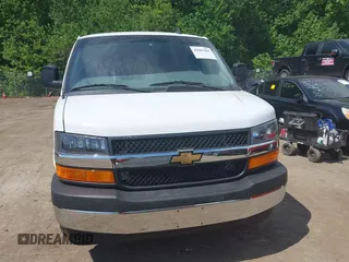 2017 Chevrolet Express Passenger LT с VIN 1GAZGPFF0H1263692, выставлен на аукционе IAAI как лот 42187605 с пробегом 76 995 миль миль и . История ставок и продаж доступна на DreamBid. Изображение 12.