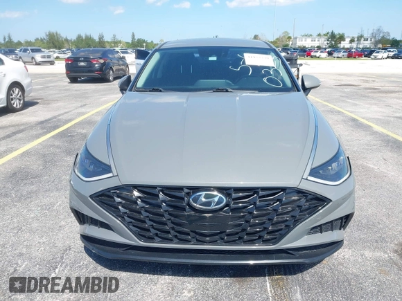 2020 Hyundai Sonata SEL z VIN 5NPEF4JA4LH060325, wystawiony jako IAAI lot #41957739 z przebiegiem 81 048 mil mil oraz . Historia ofert i sprzedaży dostępna na DreamBid. Obrazek 13.