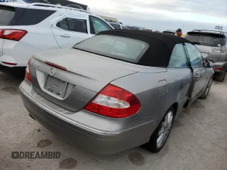 2007 Mercedes-Benz CLK-Class 3.5L with VIN WDBTK56F17T082814, listed as a Copart auction lot 74519944 with 0 mi miles and Clean Title. Bid and sale history available at carsss.com. Image 3.