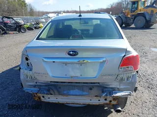 2014 Subaru Impreza Premium с VIN JF1GJAK6XEH024310, выставлен на аукционе IAAI как лот 42033086 с пробегом 100 824 миль миль и . История ставок и продаж доступна на DreamBid. Изображение 17.