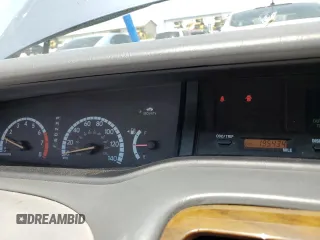 2000 Toyota Avalon XL z VIN 4T1BF28B6YU010315, wystawiony jako Copart lot #59752835 z przebiegiem 195 434 mil mil oraz Szkoda całkowita • Salvage title. Historia ofert i sprzedaży dostępna na DreamBid. Obrazek 9.