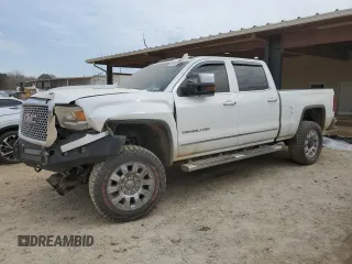 2015 GMC Sierra 2500HD available WiFi Denali with VIN 1GT120E80FF587884, listed as a Copart auction lot 47847815 with 0 mi miles and Salvage Title. Bid and sale history available at carsss.com. Image 1.